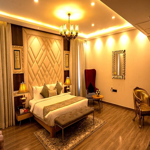 Luxury Suite